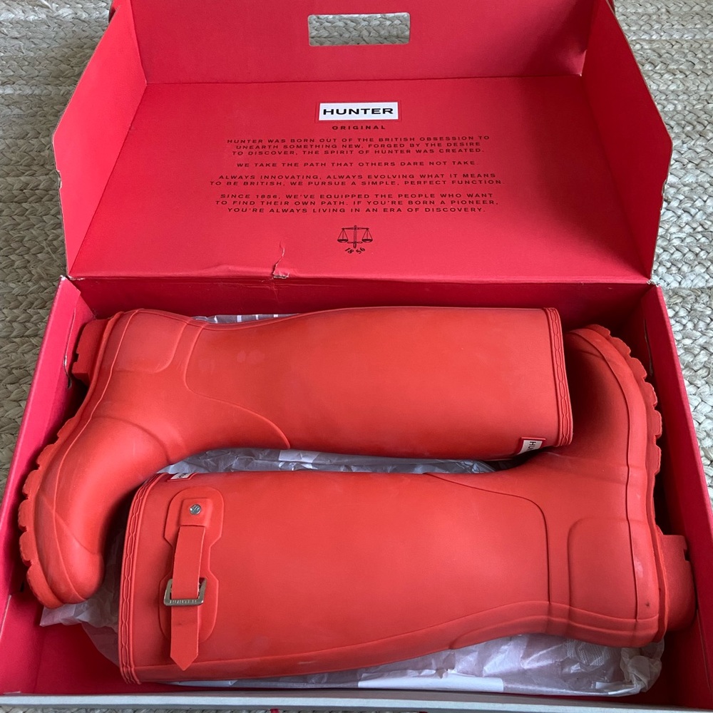 Tall Hunter Boots - Picture 4 of 7